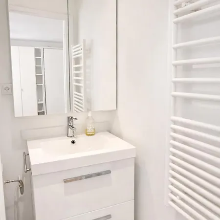 Rue Montmartre Apartment